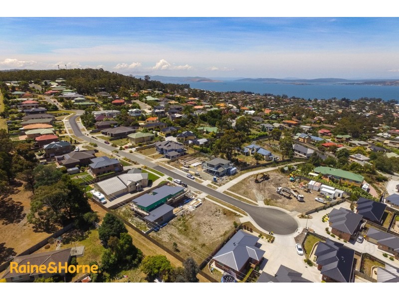 20 Cider Gum Drive, Blackmans Bay TAS 7052