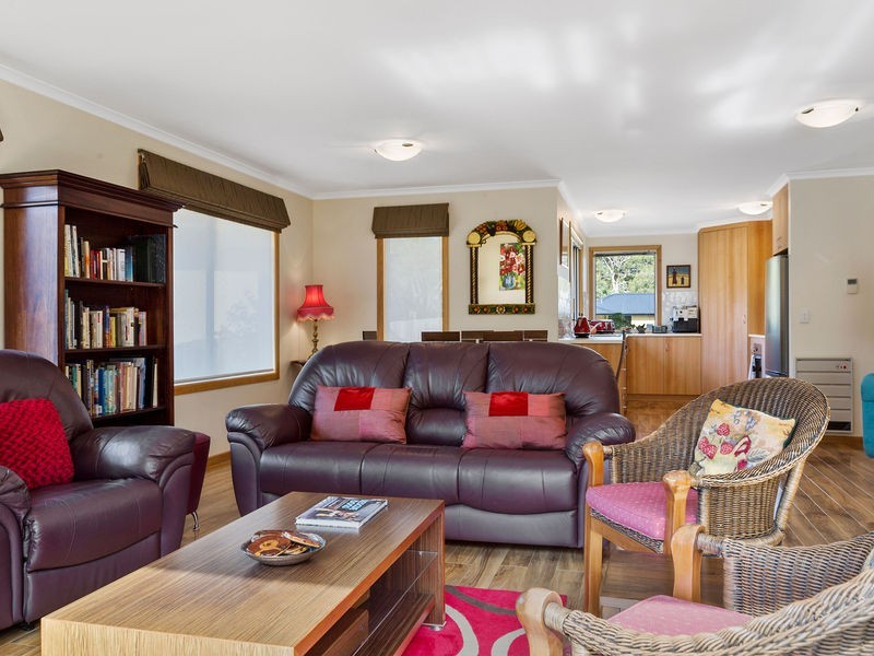 1/59 Whitewater Crescent, Kingston TAS 7050