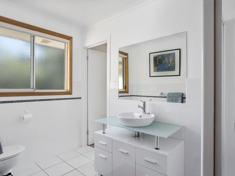 1/59 Whitewater Crescent, Kingston TAS 7050