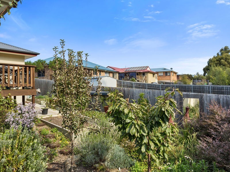 1/59 Whitewater Crescent, Kingston TAS 7050