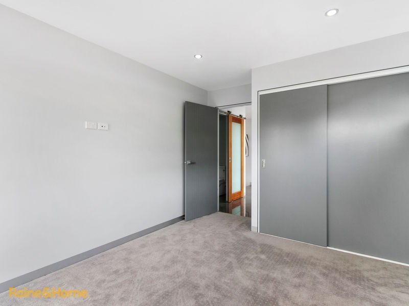 16 Caladium Place, Blackmans Bay TAS 7052