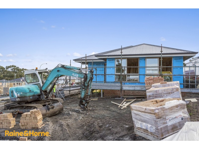 2/20 Cider Gum Drive, Blackmans Bay TAS 7052