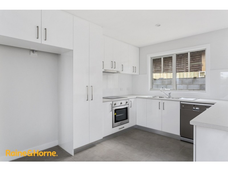 4/358 Redwood Road Algona Rise, Kingston TAS 7050