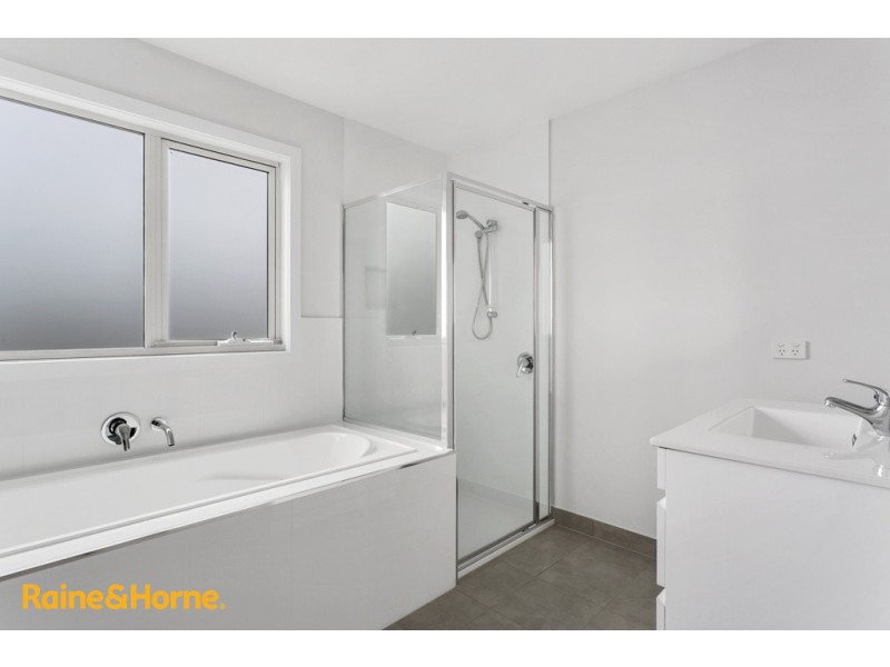 4/358 Redwood Road Algona Rise, Kingston TAS 7050