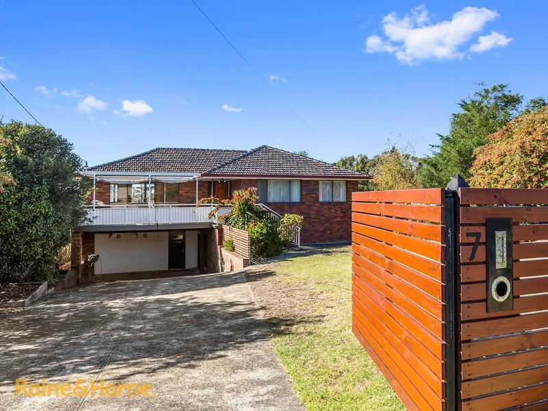 7 Kunama Drive, Kingston Beach TAS 7050