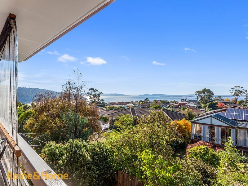 7 Kunama Drive, Kingston Beach TAS 7050