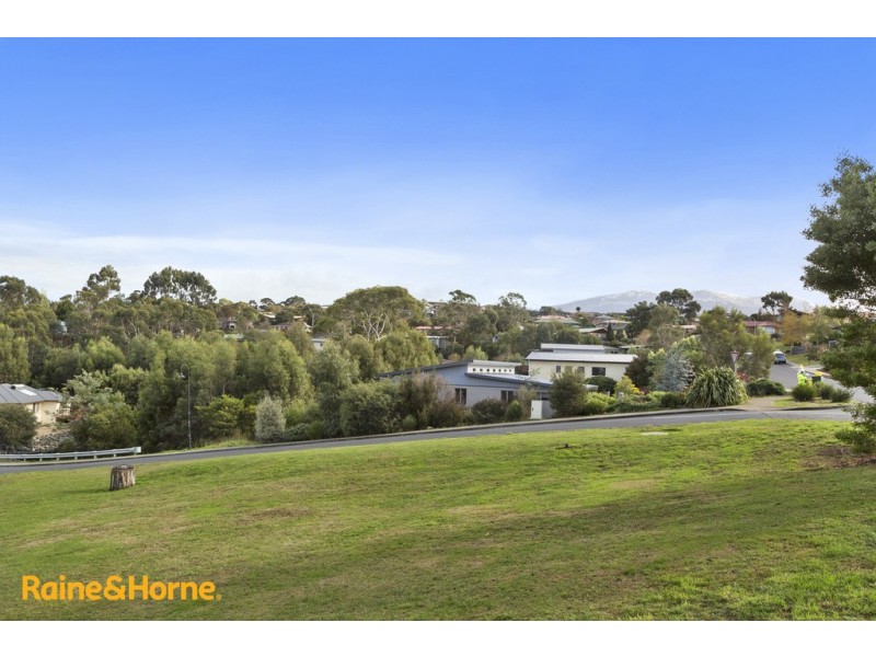 10 Malachi Drive, Kingston TAS 7050