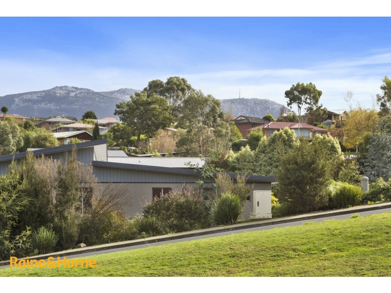 10 Malachi Drive, Kingston TAS 7050