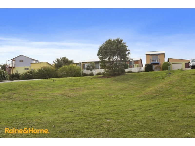 10 Malachi Drive, Kingston TAS 7050