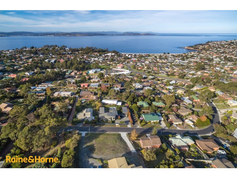53A Diamond Drive, Blackmans Bay TAS 7052