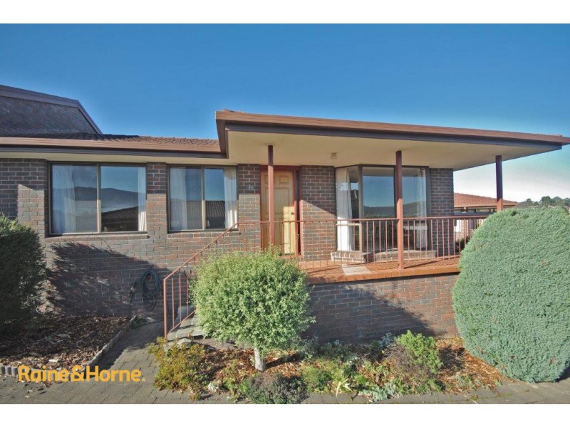38 Village Drive, Kingston TAS 7050