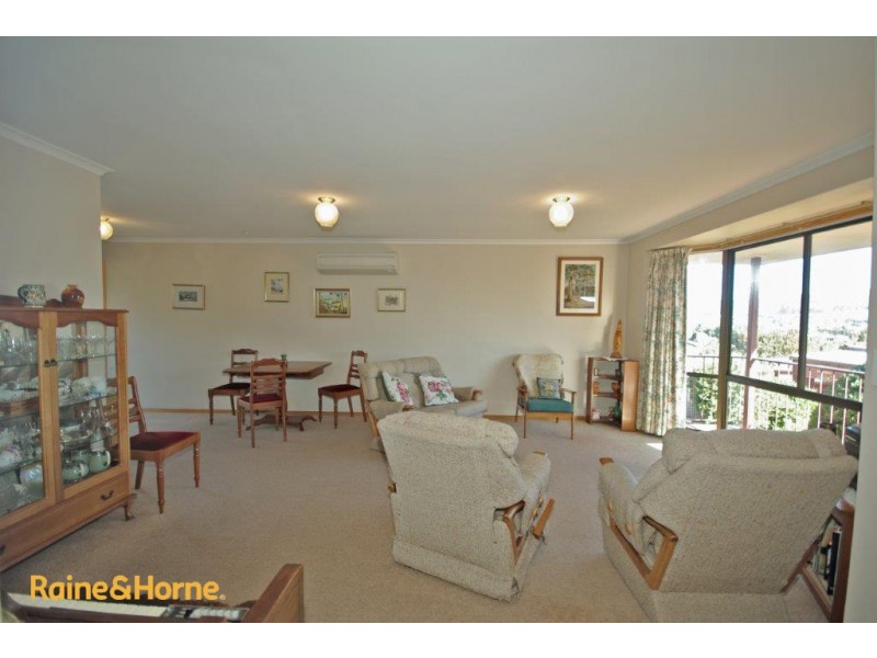 38 Village Drive, Kingston TAS 7050