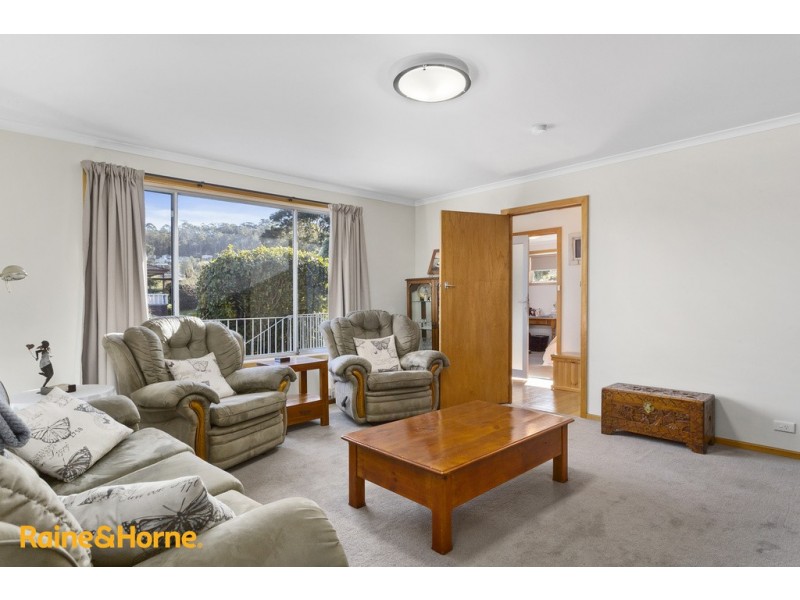18 Kiama Place, Blackmans Bay TAS 7052