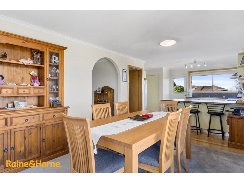 18 Kiama Place, Blackmans Bay TAS 7052
