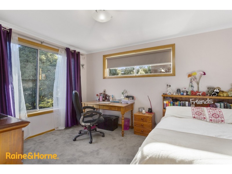 18 Kiama Place, Blackmans Bay TAS 7052