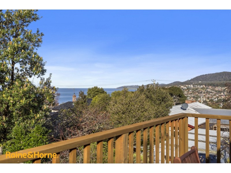 18 Kiama Place, Blackmans Bay TAS 7052