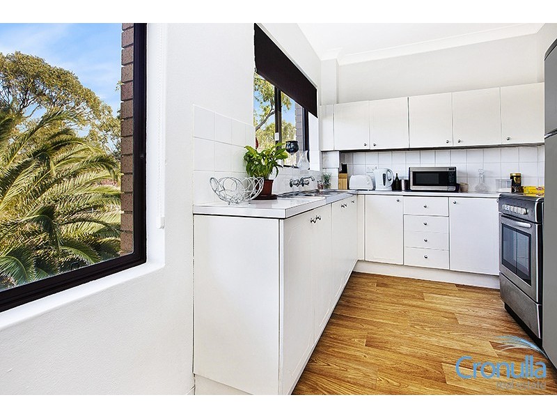8/72 Parramatta St, Cronulla NSW 2230