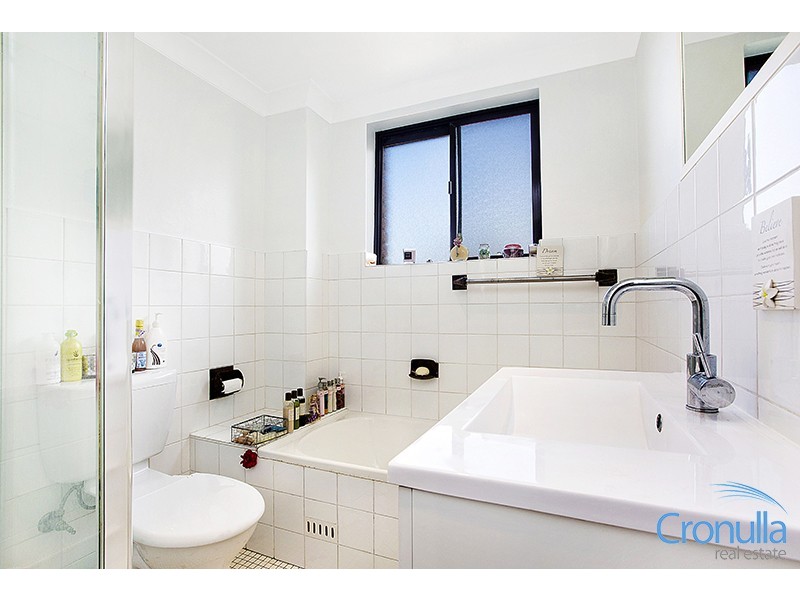 8/72 Parramatta St, Cronulla NSW 2230