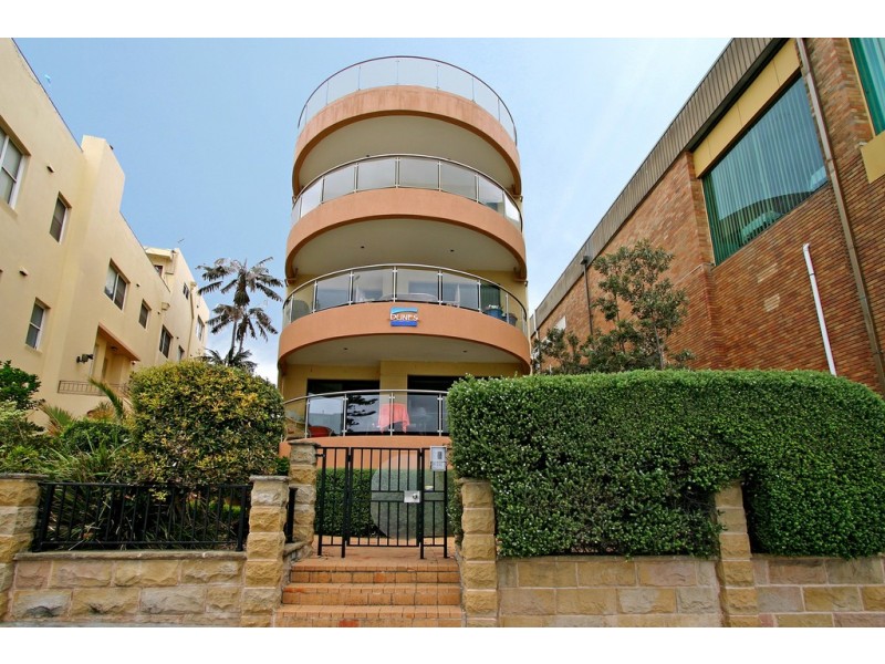 3 Esplanade, Cronulla NSW 2230