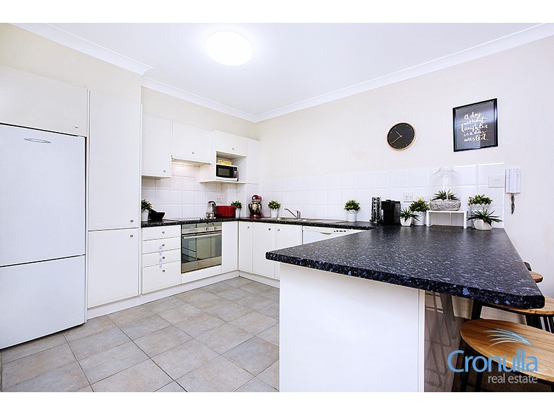 11/4-6 Vista St, Caringbah NSW 2229
