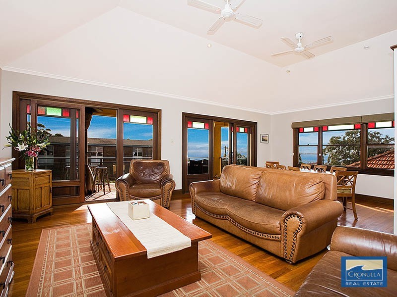 6 Lucas Street, Cronulla NSW 2230