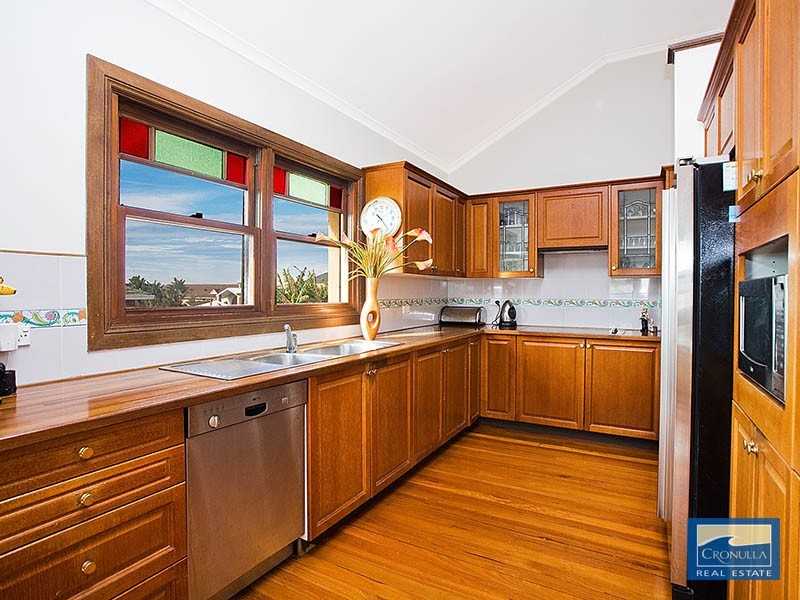 6 Lucas Street, Cronulla NSW 2230