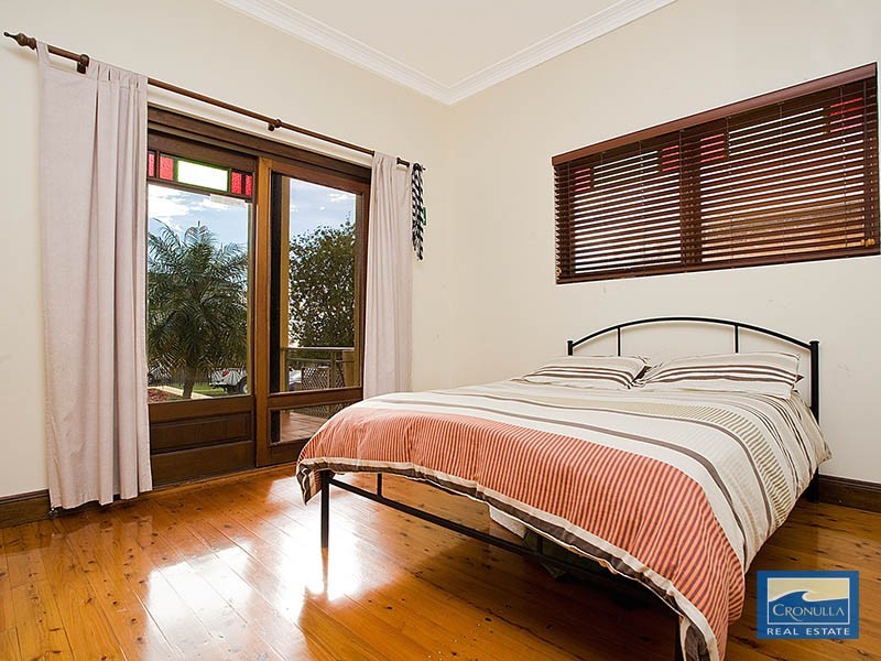 6 Lucas Street, Cronulla NSW 2230