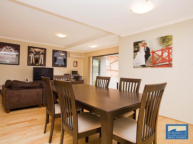 203 296-300 Kingsway, Caringbah NSW 2229