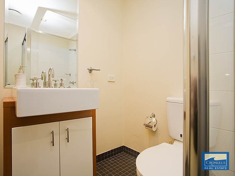 203 296-300 Kingsway, Caringbah NSW 2229