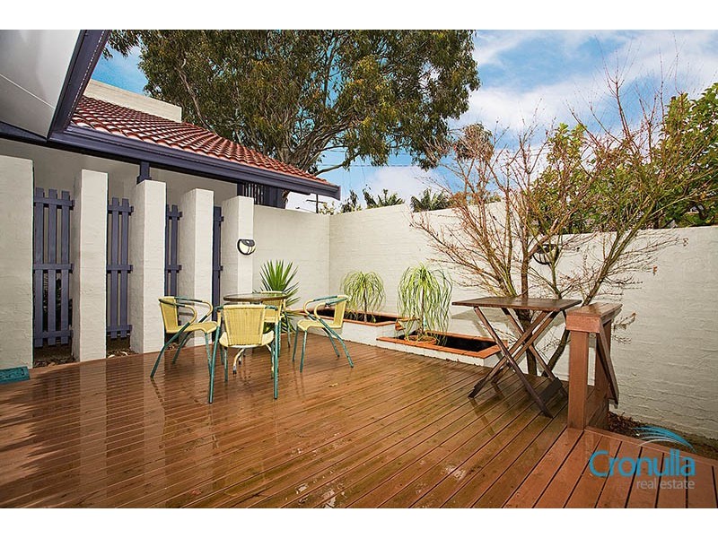 1/ 22 Wilshire, Cronulla NSW 2230