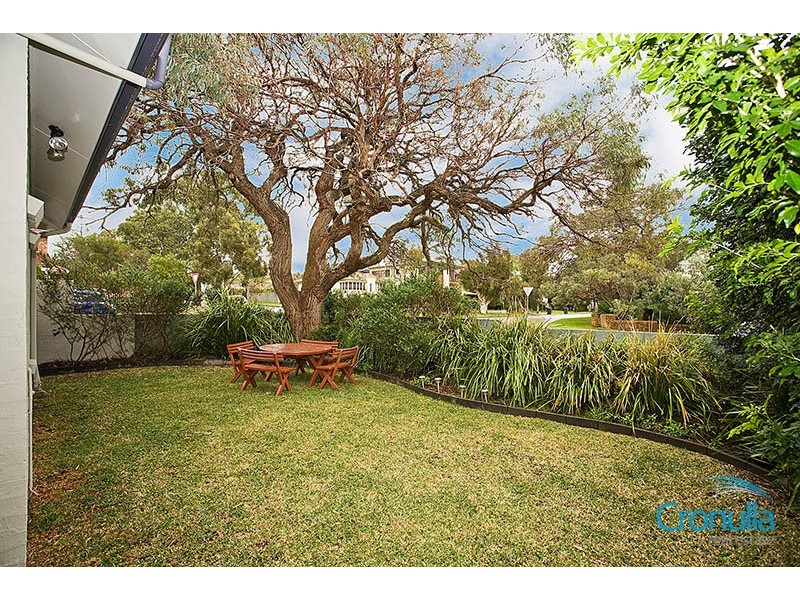 1/ 22 Wilshire, Cronulla NSW 2230