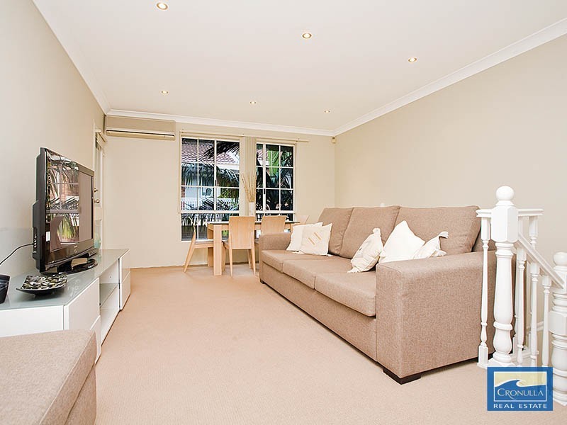 11 20-22 Wallumatta Road, Caringbah NSW 2229