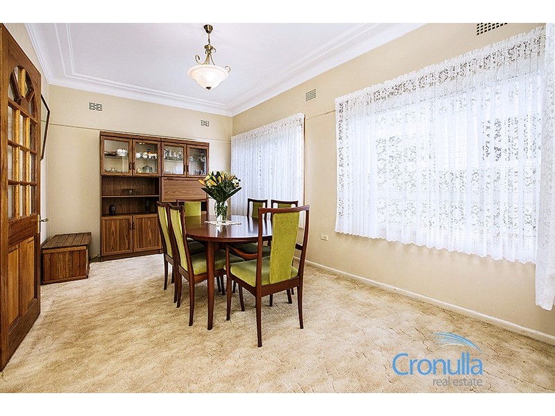 16 Karimbla Rd, Miranda NSW 2228