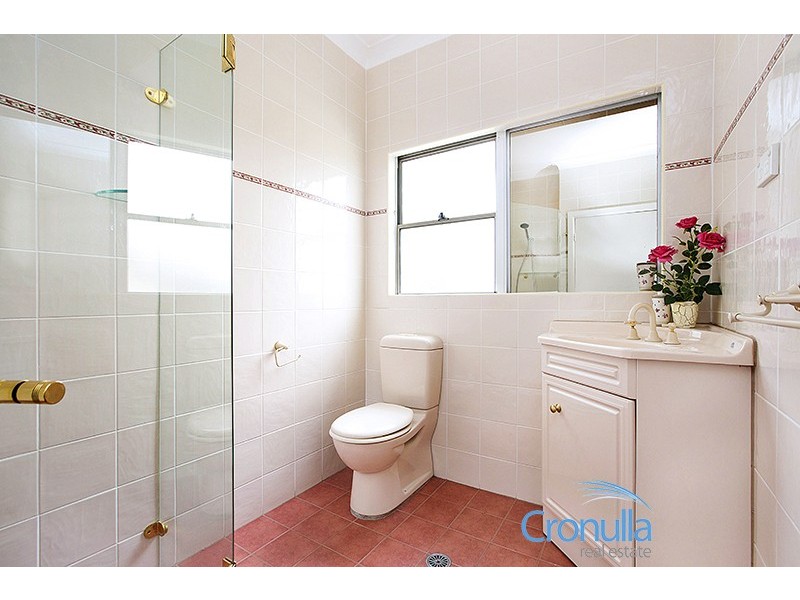 16 Karimbla Rd, Miranda NSW 2228