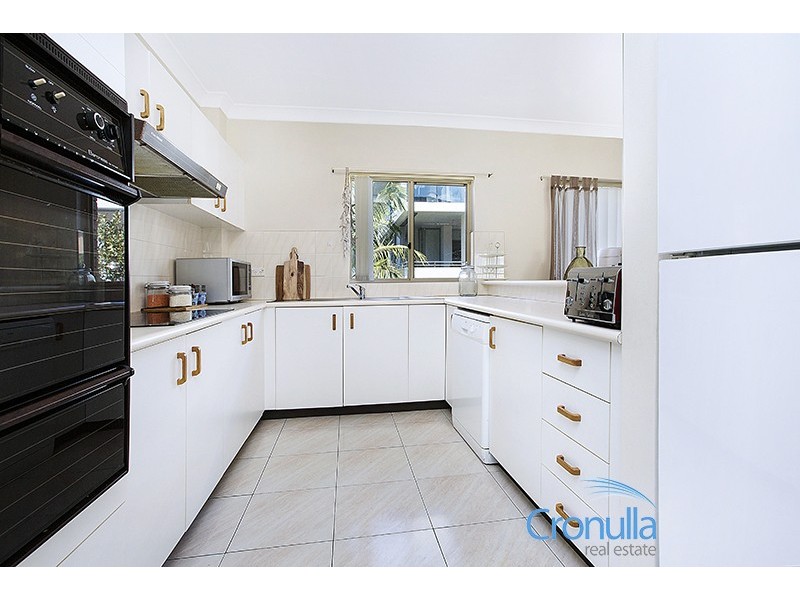 13/2-6 Parramata St, Cronulla NSW 2230