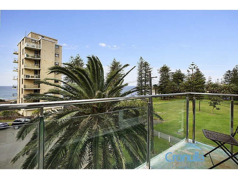 201/21 Coast Avenue, Cronulla NSW 2230