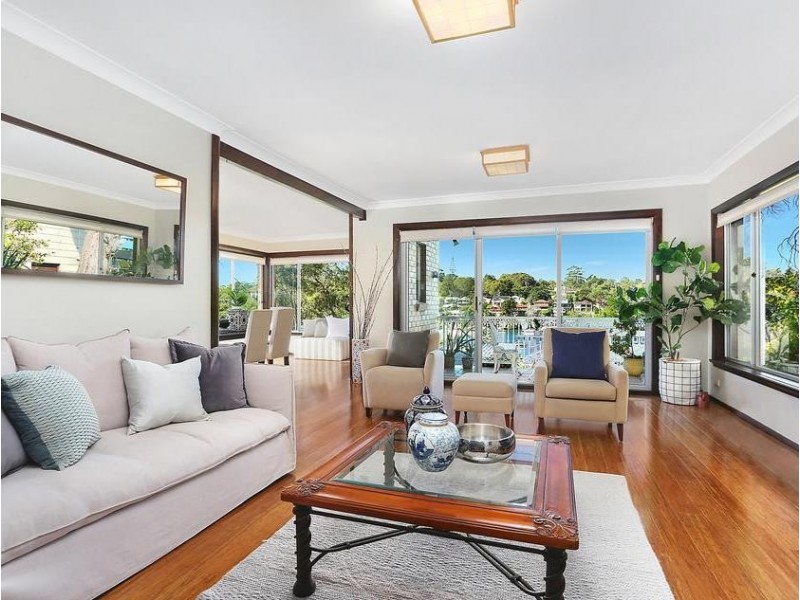 3 Yarraga Place, Yowie Bay NSW 2228