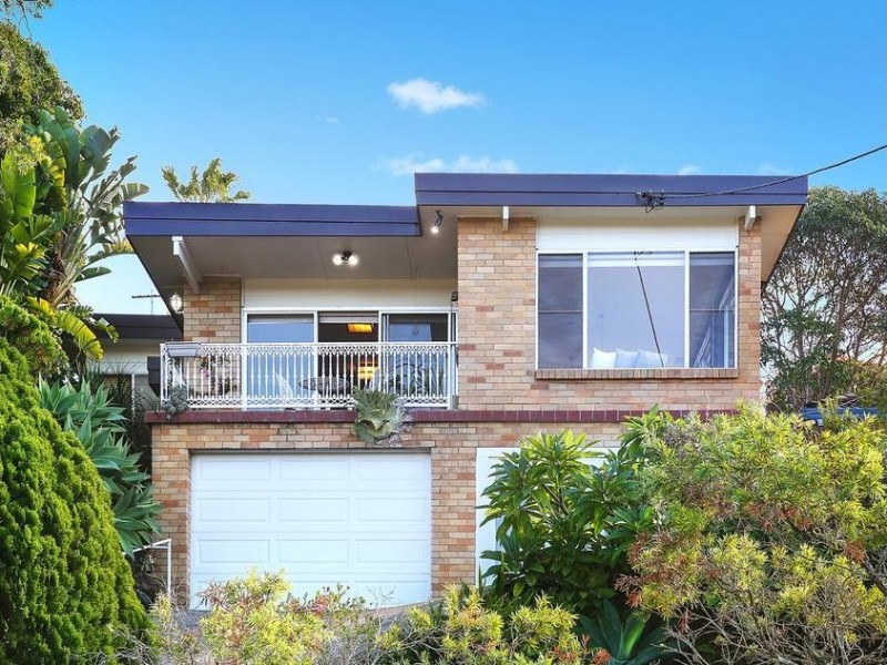 3 Yarraga Place, Yowie Bay NSW 2228