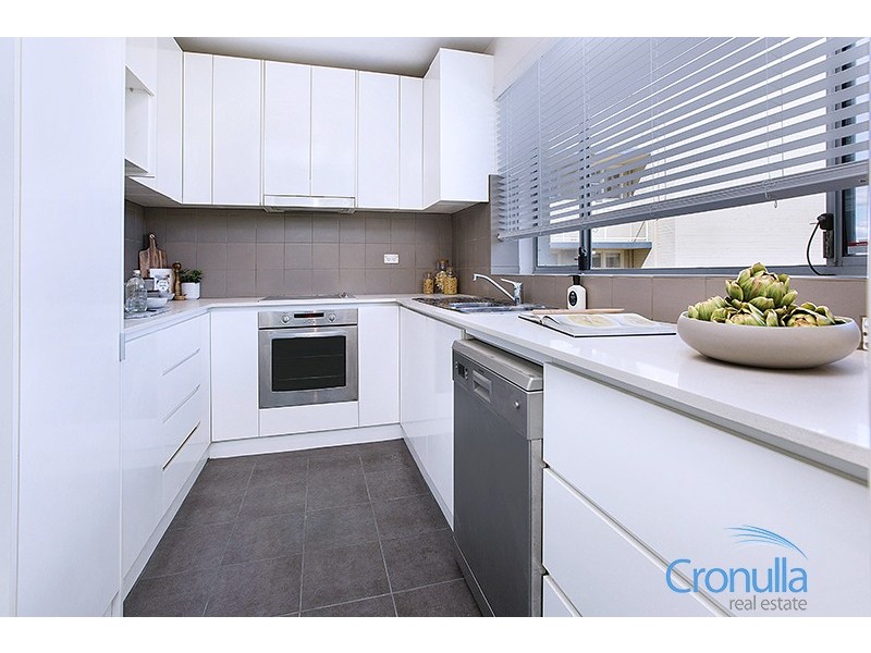 22/8-10 Deeban Walk, Cronulla NSW 2230