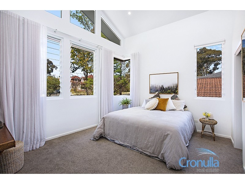 13b Coral Rd, Woolooware NSW 2230