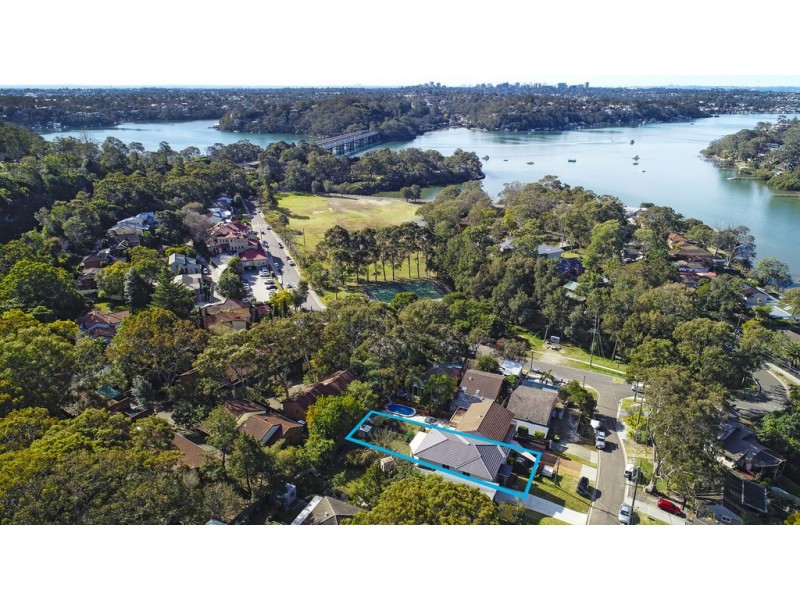 3 Loretta Avenue, Como NSW 2226
