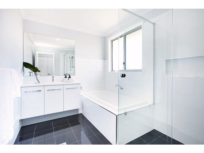 3 Loretta Avenue, Como NSW 2226