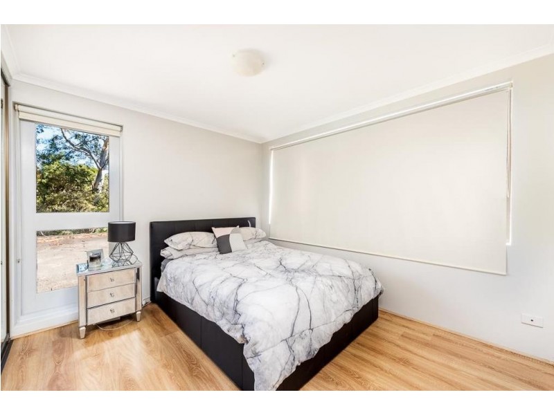 125 Oak Road, Kirrawee NSW 2232
