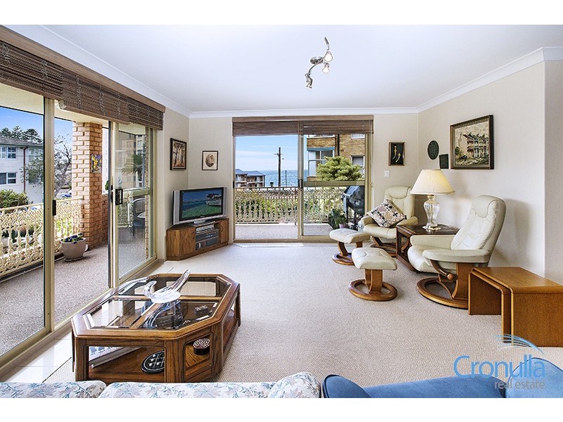 2/4-6 Ingalara Avenue, Cronulla NSW 2230