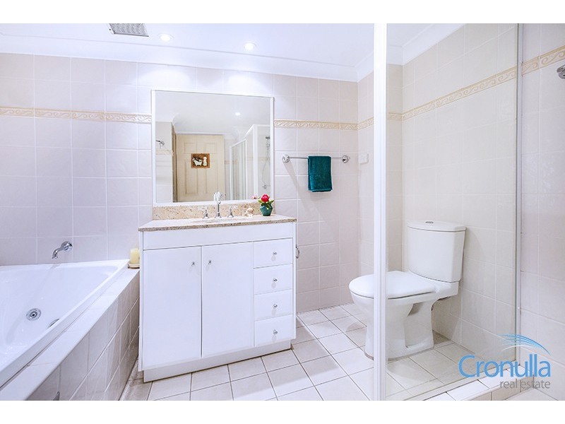 2/4-6 Ingalara Avenue, Cronulla NSW 2230