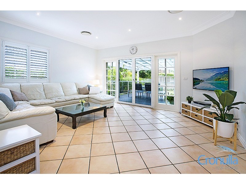 30 Wilshire Avenue, Cronulla NSW 2230