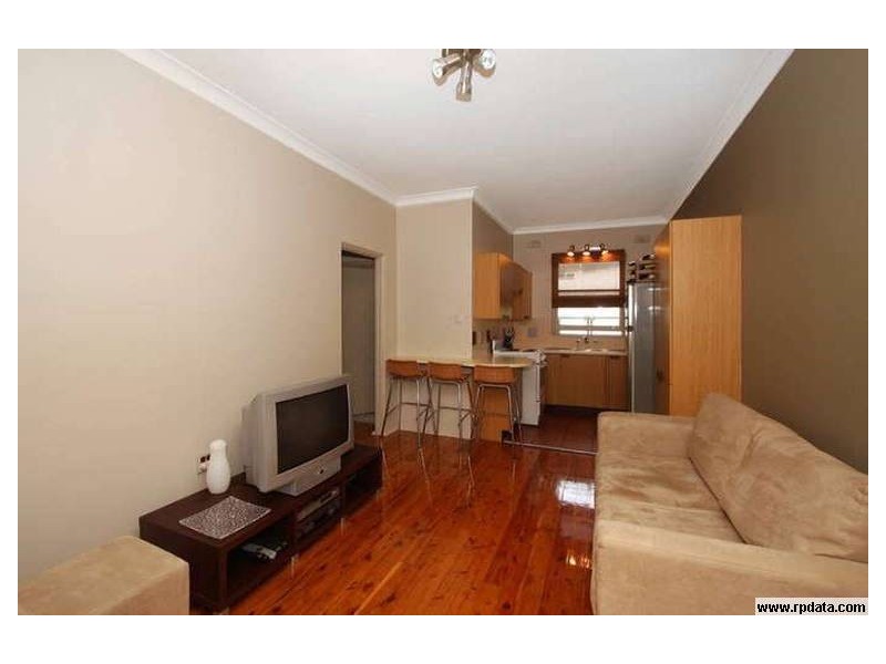 8 Nerang Road, Cronulla NSW 2230