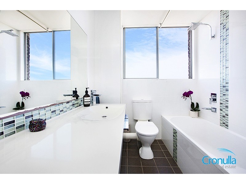 42A/168 Willarong Road, Caringbah NSW 2229