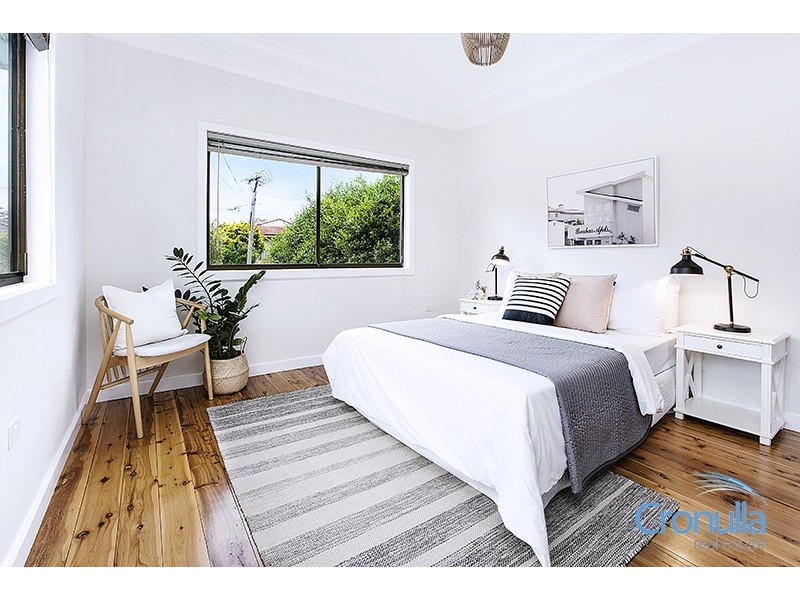 5 Chamberlain Avenue, Caringbah NSW 2229