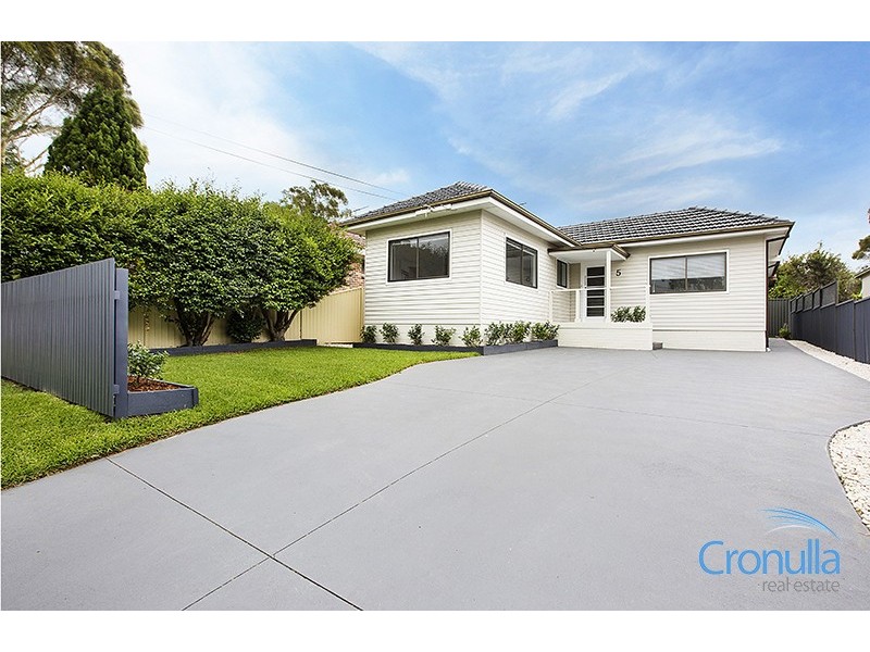 5 Chamberlain Avenue, Caringbah NSW 2229